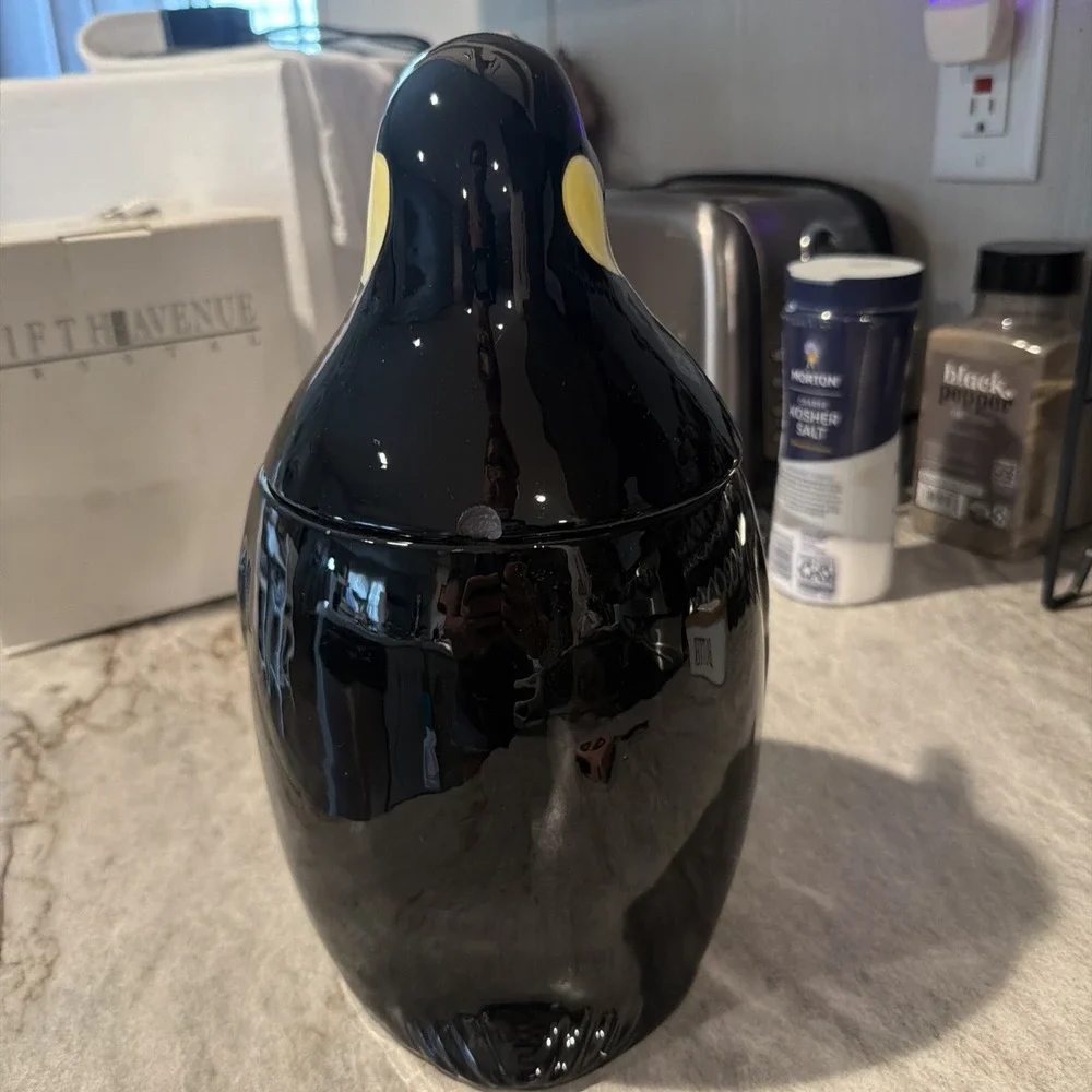 Vtg Otagiri Japan 1983 Penguin With Bow tie Glazed Ceramic Cookie Jar